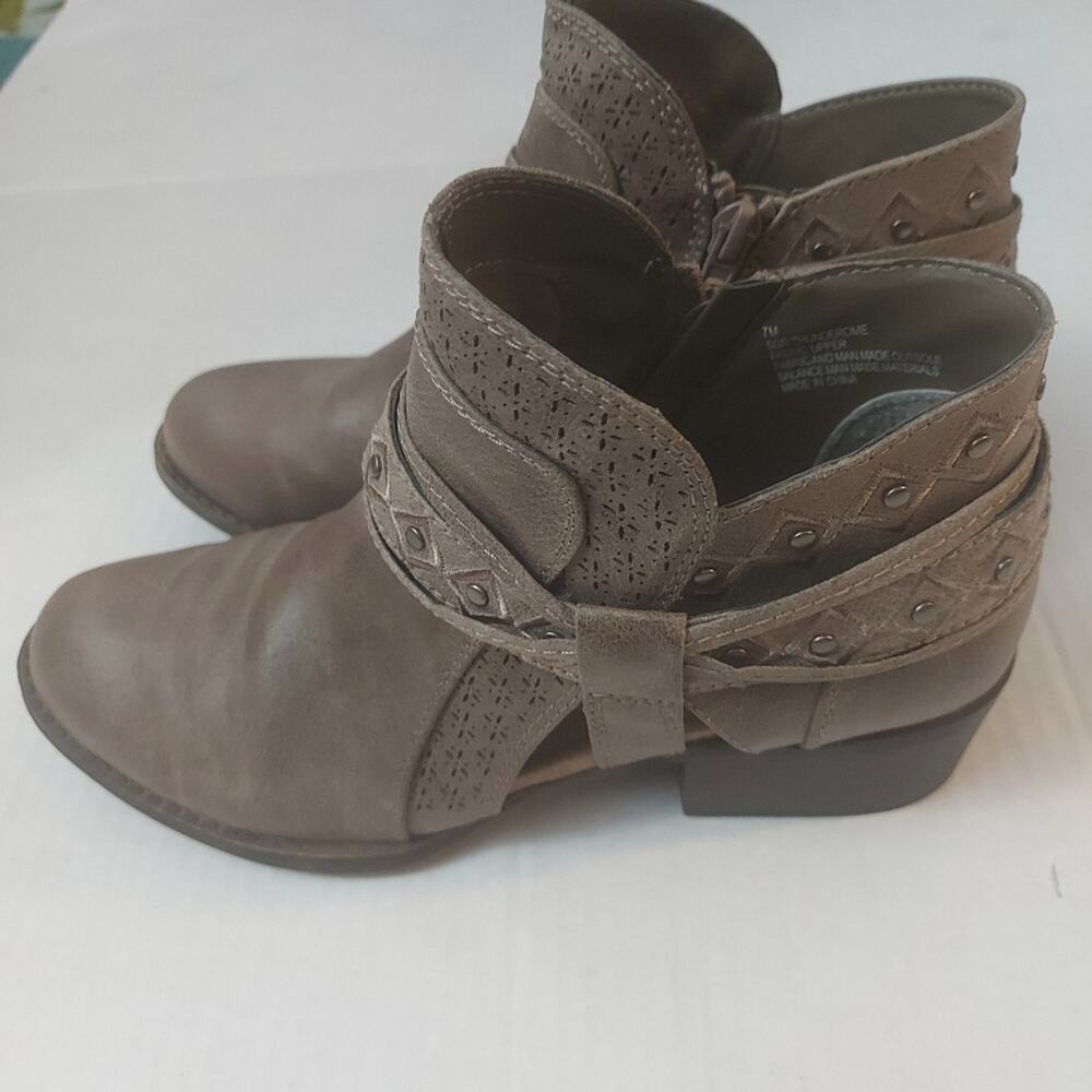 Sugar Thunderome Brown Ankle Boots Shooties 7 Western Casual Costal Cowgirl Boho